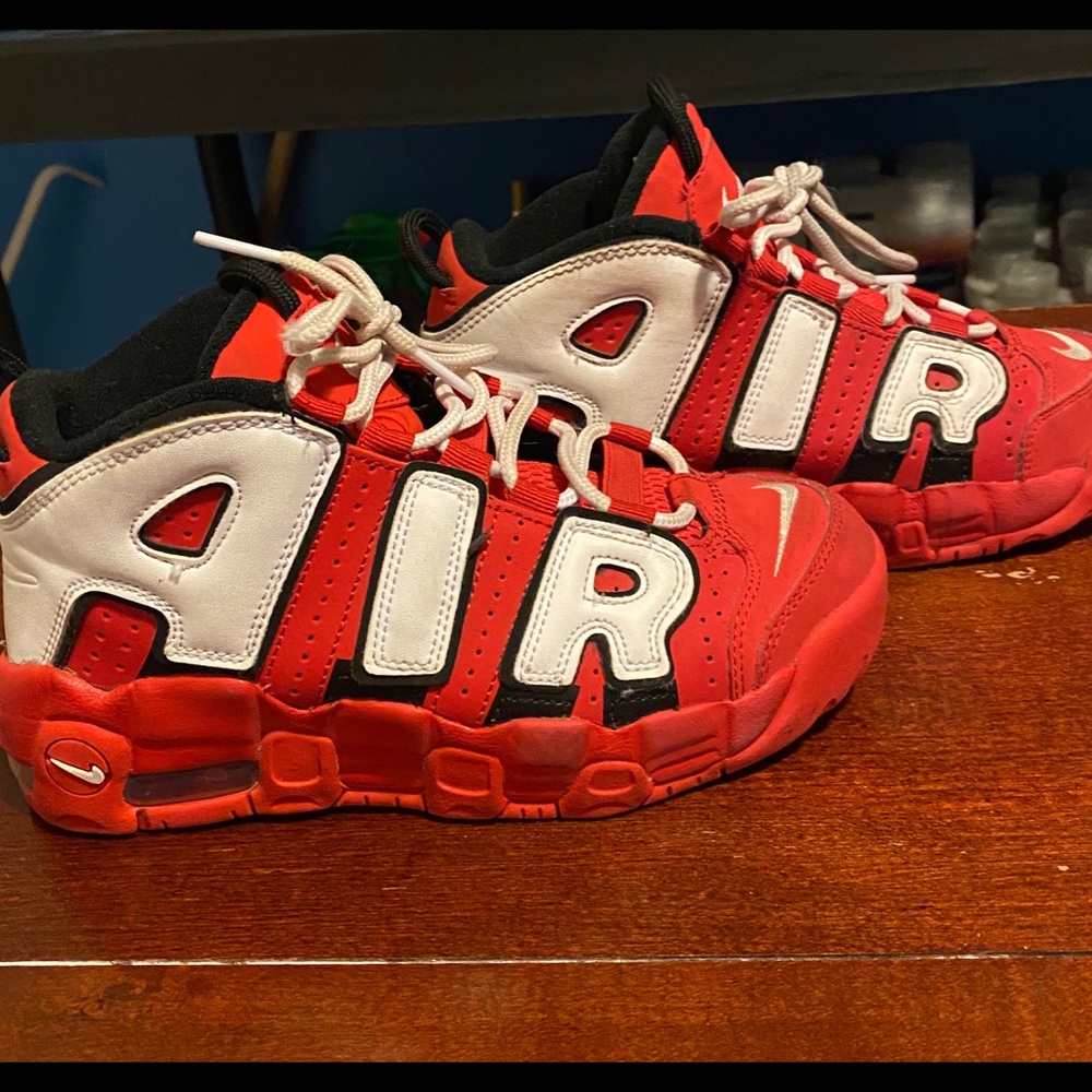 SIZE 3 NIKE